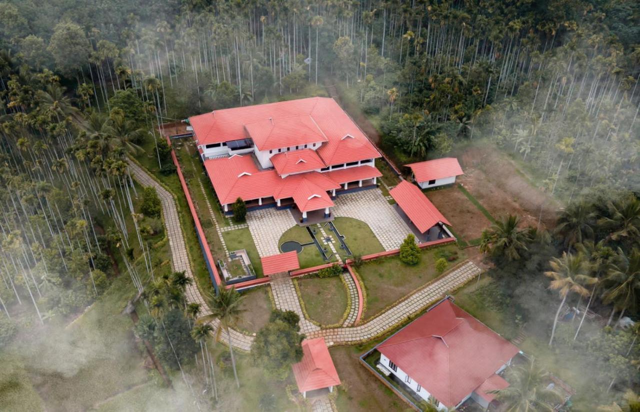 Hotel Wayanad Mace Mansion Kenichira Exterior foto